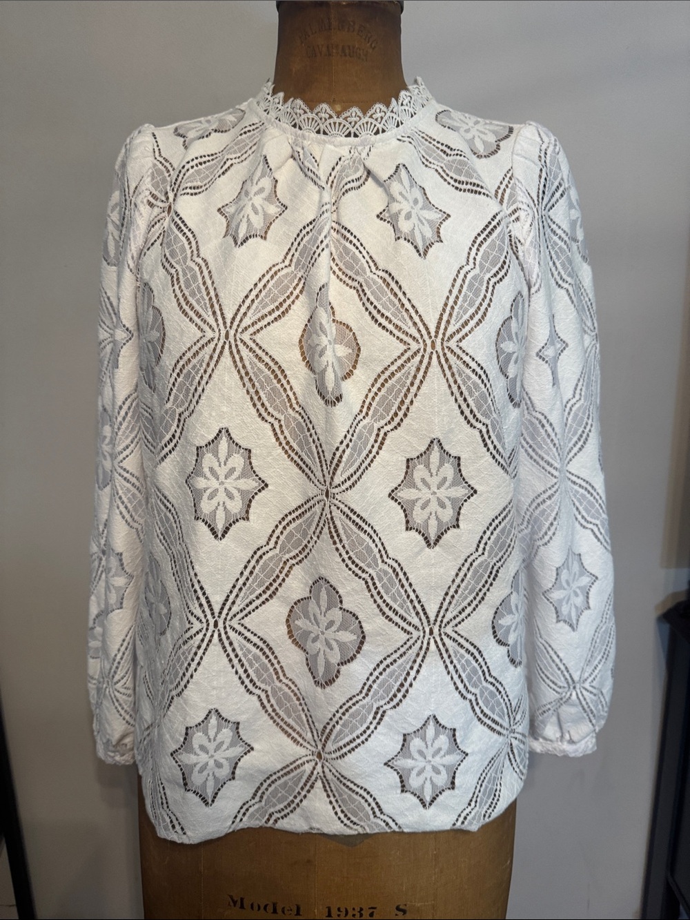 LOFT White Lace Long-Sleeve Floral Medallion Blouse